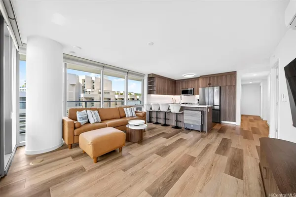 $5,000 | 1500 Rycroft Street, Unit 912R, Honolulu, HI 96814