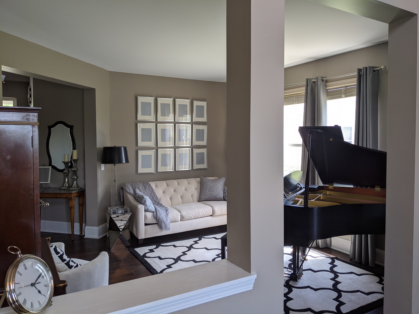 3545 High Ridge Road Carpentersville, IL 60110 - Photo 22 of 35 a living room with furniture and wooden floor