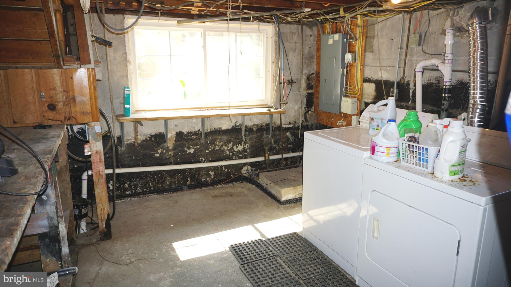 8237 Highpoint Road Clearwater Beach, MD 21226 - Photo 42 of 50 Washer/Dryer/200 Amp Service.