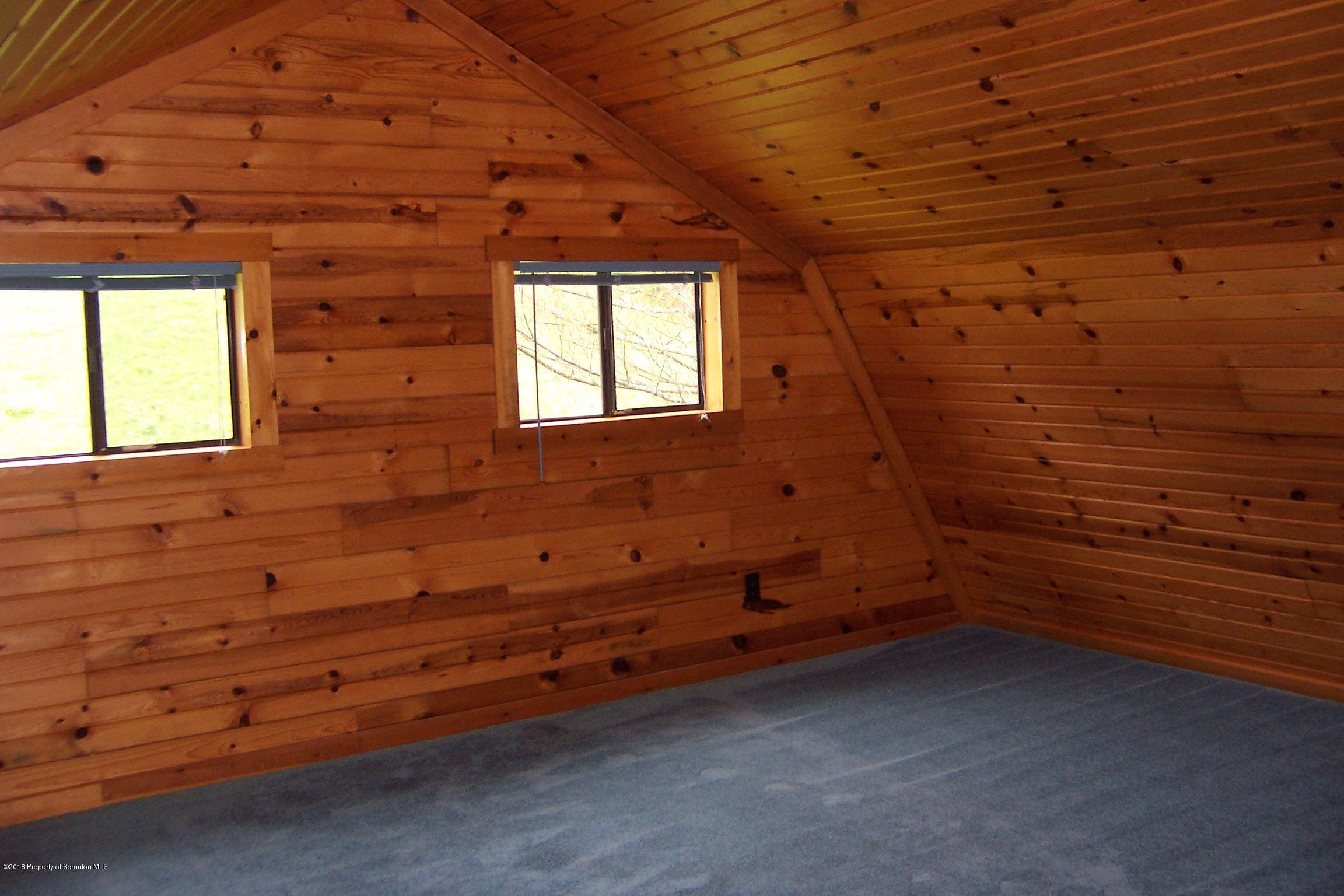 261 Oliver Road New Milford, PA 18834 - Photo 12 of 25 Gallery Image 12