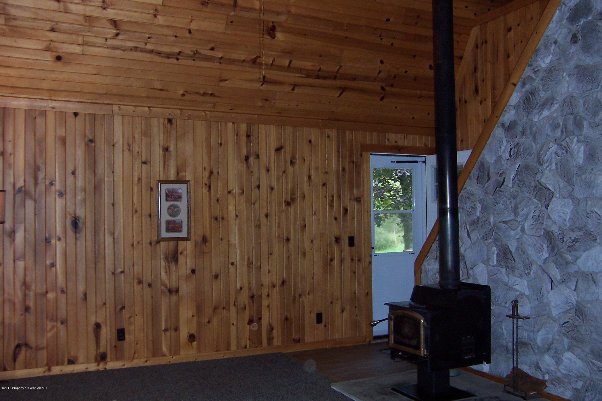 261 Oliver Road New Milford, PA 18834 - Photo 9 of 25 Gallery Image 9