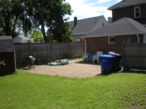 1126 Carew Street Springfield, MA 01104 - Photo 5 of 7 Gallery Image 5