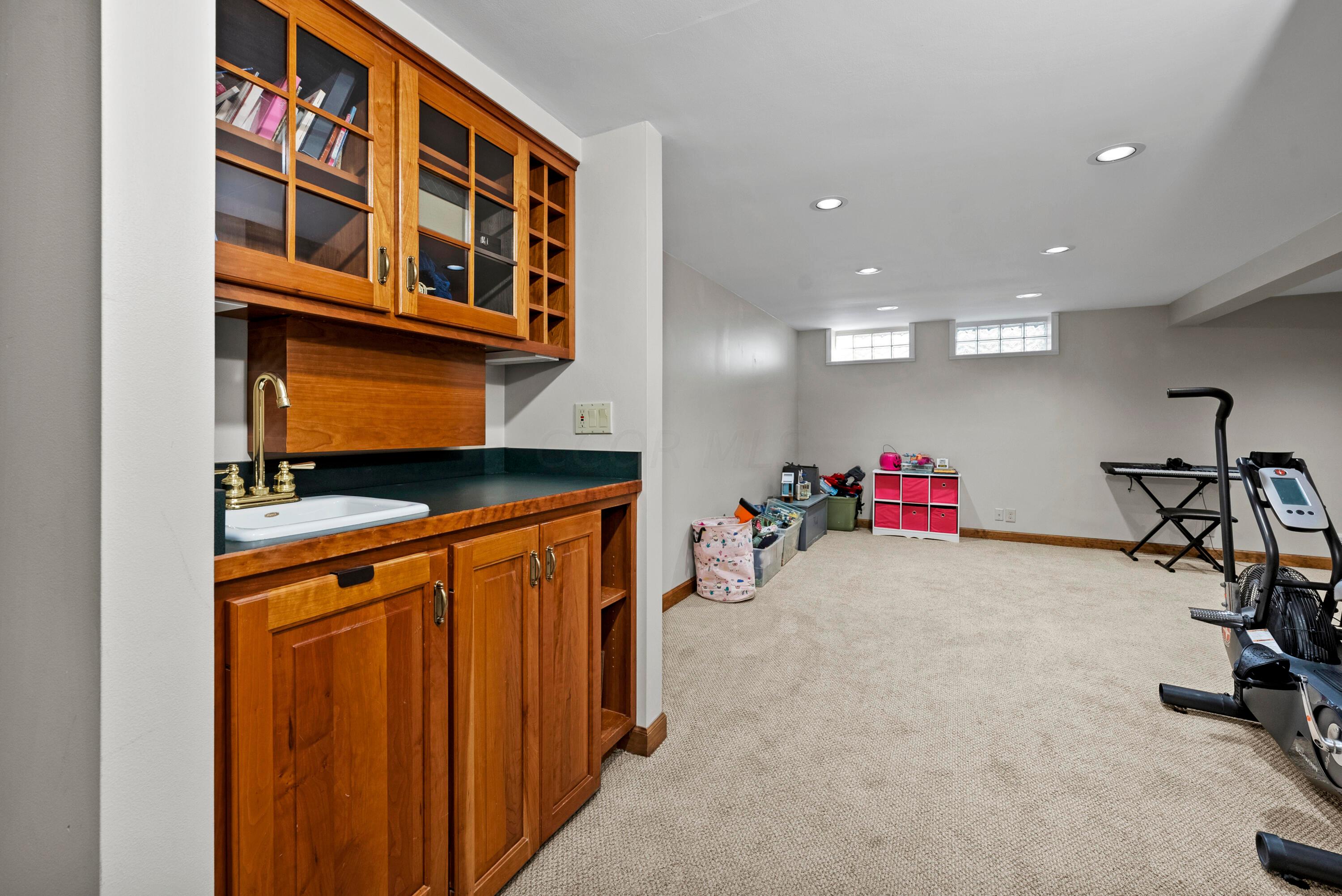 2561 Chester Road Upper Arlington, OH 43221 - Photo 28 of 38 Bar Area in Basement