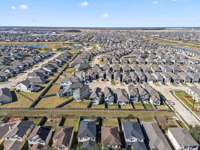 $314,900 | 7810 Starfish Arbor Drive, Cypress, TX 77433