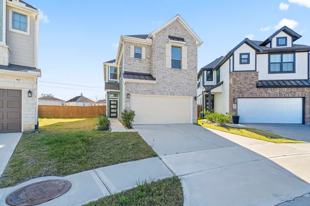 $314,900 | 7810 Starfish Arbor Drive, Cypress, TX 77433