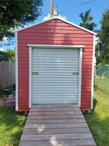 a view of washer and dryer