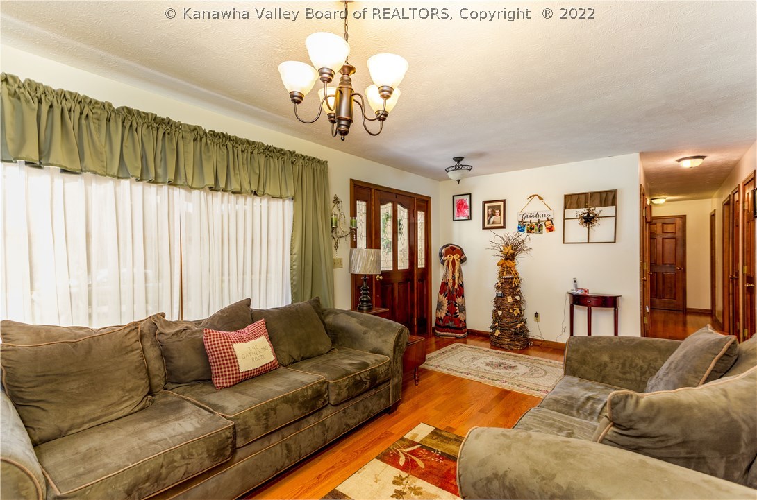 25 Marilyn Road Scott Depot, WV 25560 - Photo 12 of 27 Gallery Image 12
