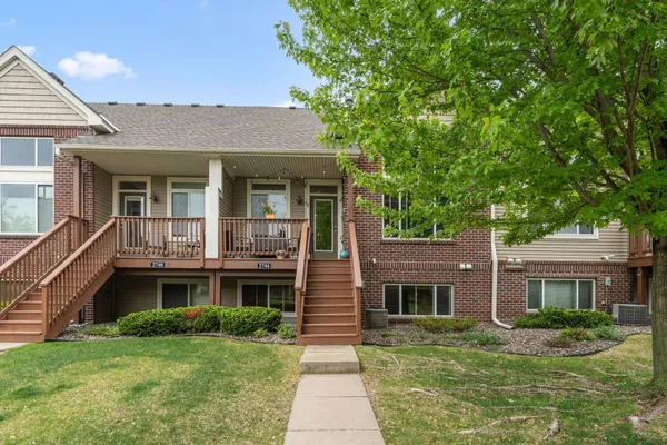 $314,900 | 2744 135th Street West, Rosemount, MN 55068