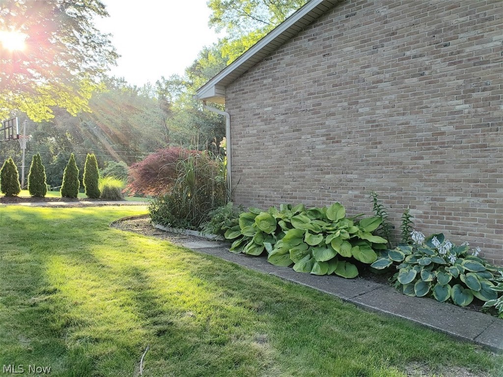 5206 Dailey Road Akron, OH 44319 - Photo 4 of 20