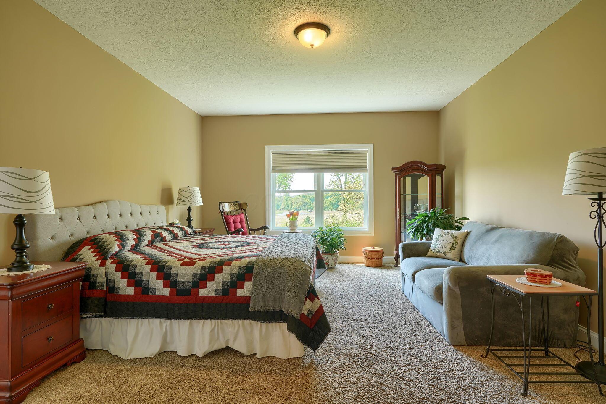 6223 Wilson Road Northwest Lancaster, OH 43130 - Photo 36 of 111 Primary suite with size for king bed and sitting area