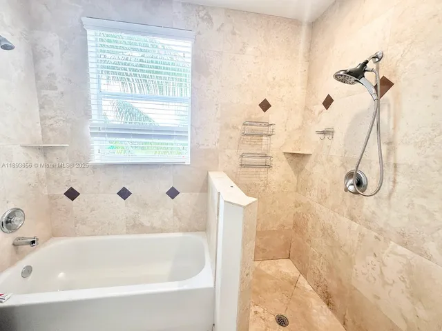 $4,300 | 813 Southeast 18th Court, Fort Lauderdale, FL 33316