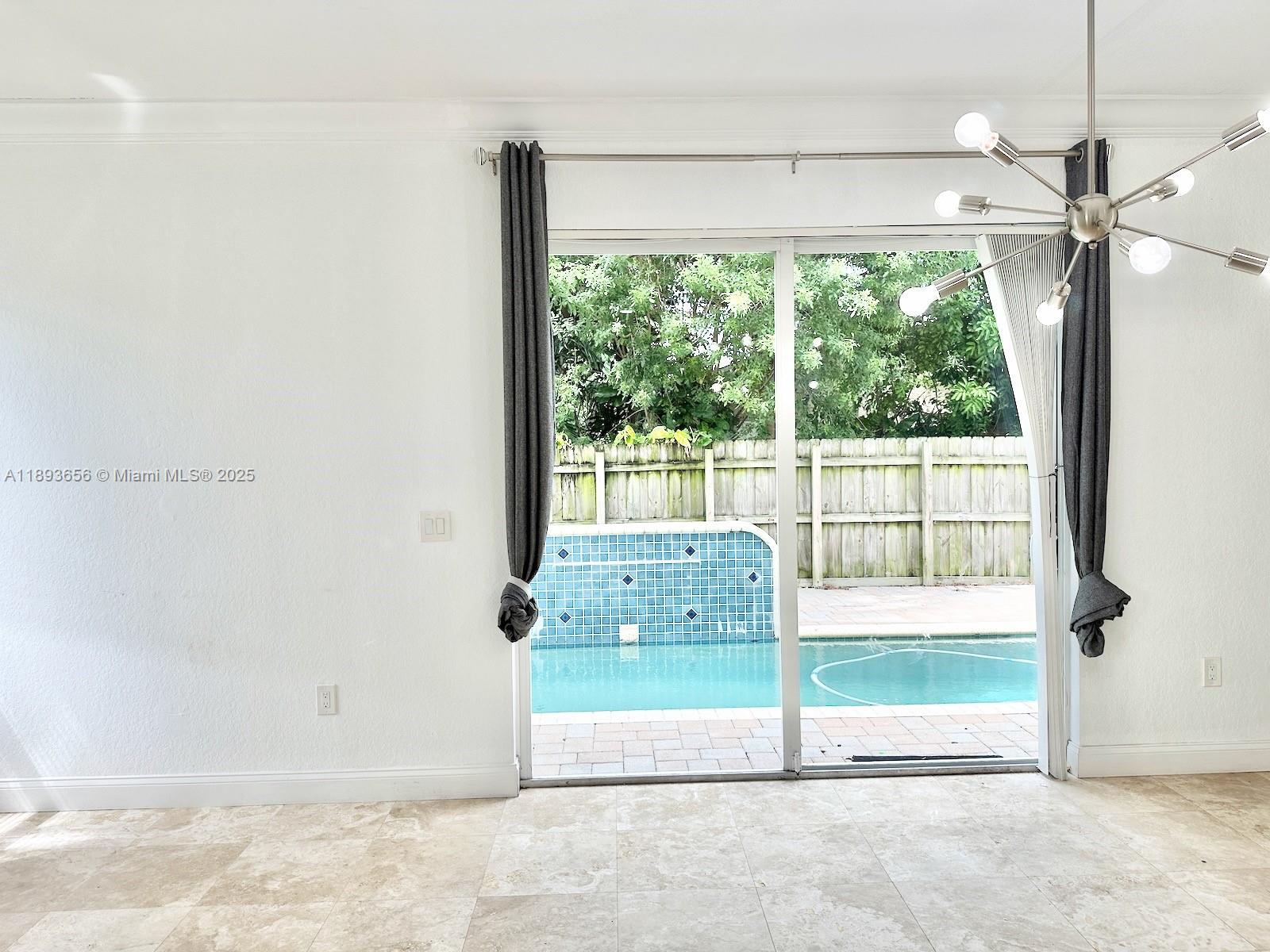 813 Southeast 18th Court Fort Lauderdale, FL 33316 - Photo 10 of 43