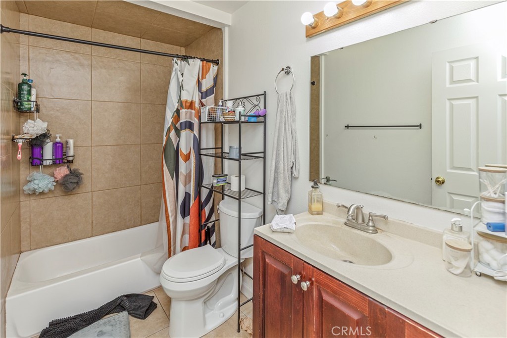 3216 El Capitan Avenue Merced, CA 95340 - Photo 11 of 22