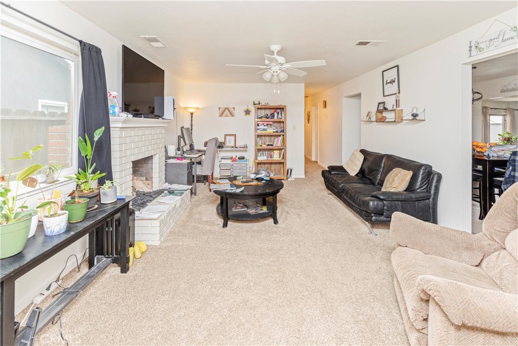 3216 El Capitan Avenue Merced, CA 95340 - Photo 4 of 22