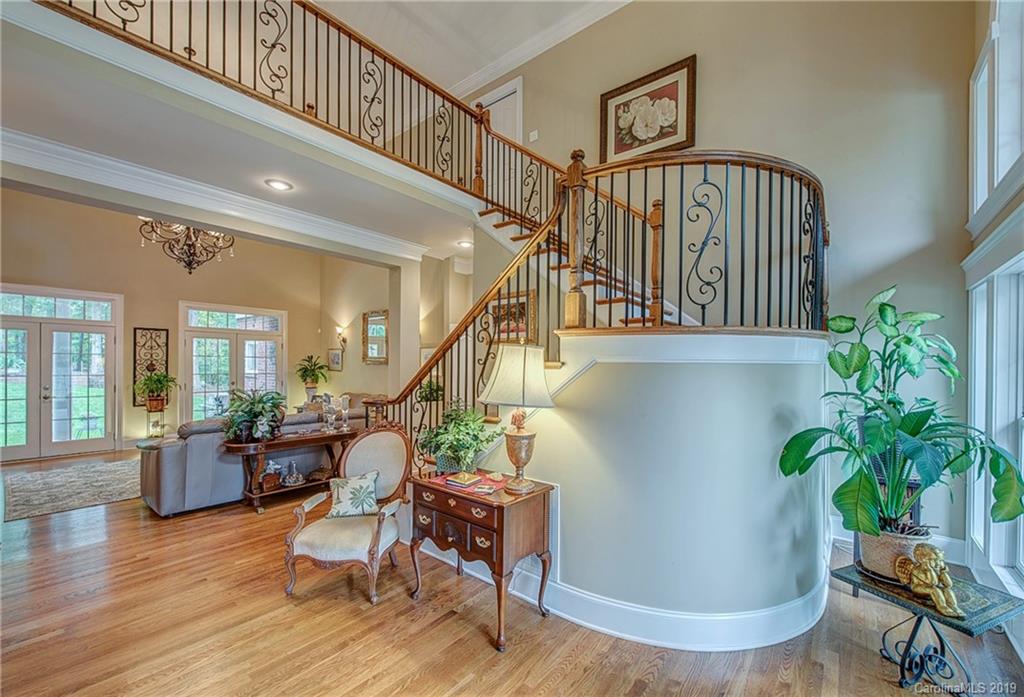 521 Stuart Ridge Cramerton, NC 28032 - Photo 3 of 31 Gallery Image 3