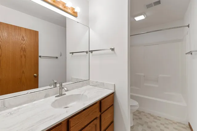 $1,100,000 | 701 Henry Street, Waunakee, WI 53597