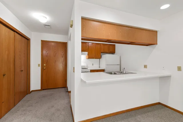 $1,100,000 | 701 Henry Street, Waunakee, WI 53597