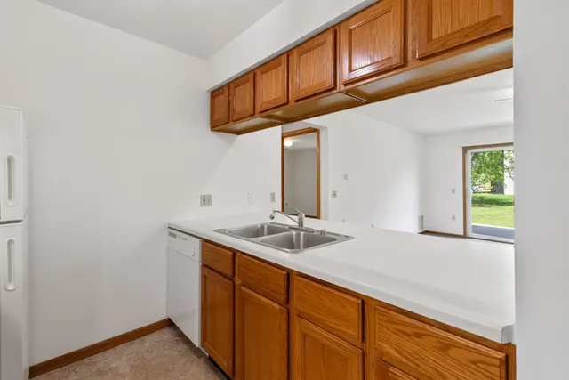 $1,100,000 | 701 Henry Street, Waunakee, WI 53597