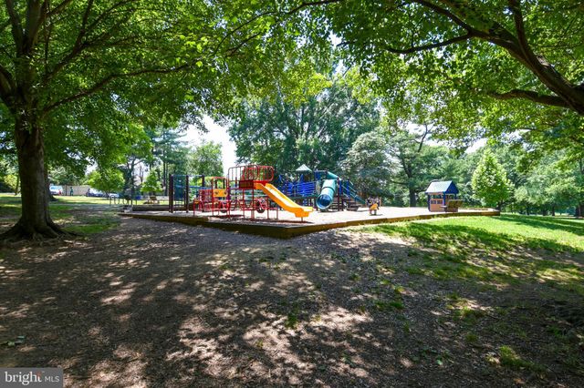 $350,000 | 4720 Chevy Chase Drive, Unit 501, Chevy Chase, MD 20815