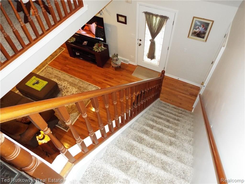 4435 Vincent Road North Street, MI 48049 - Photo 17 of 36 Stairs