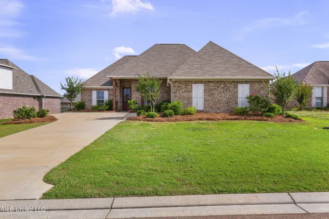 $349,999 | 522 Carpenter Cove, Madison, MS 39110