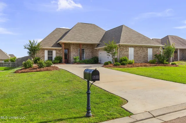 $349,999 | 522 Carpenter Cove, Madison, MS 39110