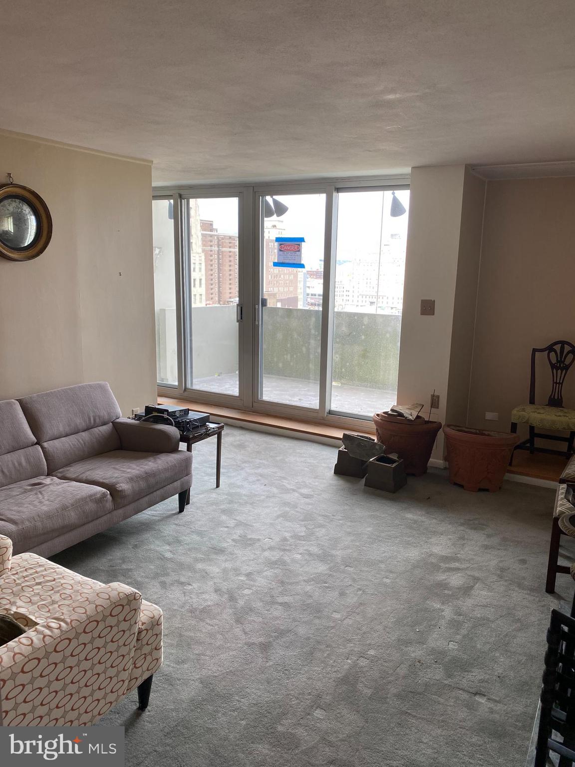 604 South Washington Square, Unit 1712 Philadelphia, PA 19106 - Photo 4 of 12