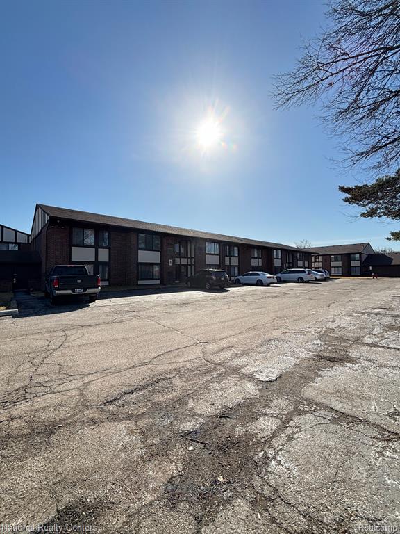 4961 East 10 Mile Road, Unit 8 Warren, MI 48091 - Photo 17 of 38 Gallery Image 17