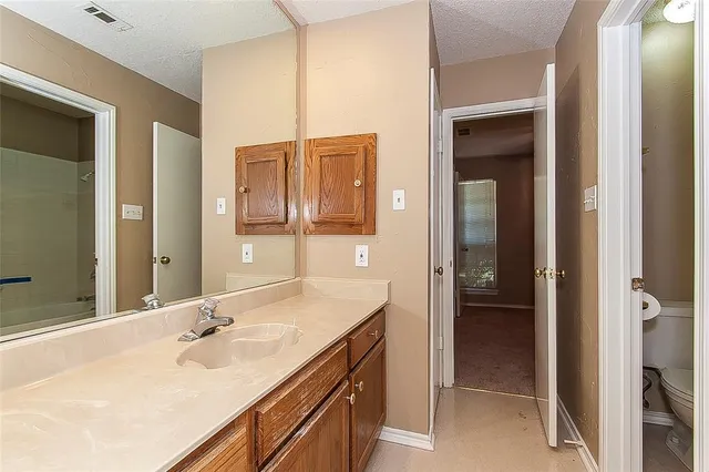 $2,600 | 1004 Ledgemont Drive, Plano, TX 75025