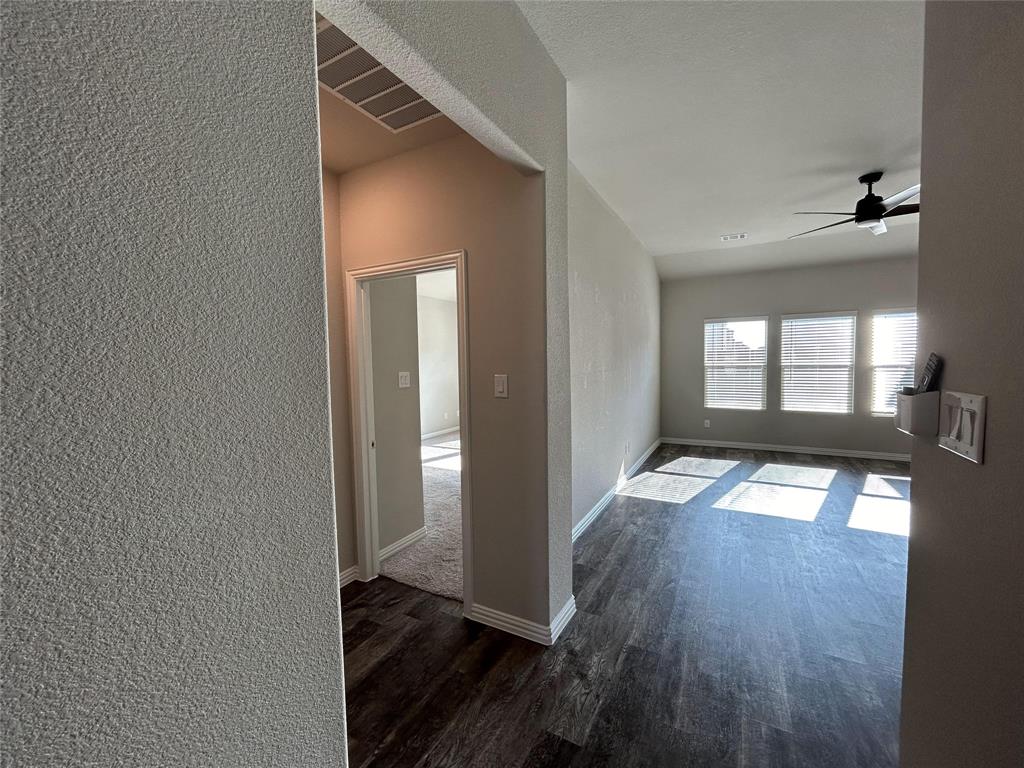 1804 Berry Rdg Trail Aubrey, TX 76227 - Photo 6 of 33