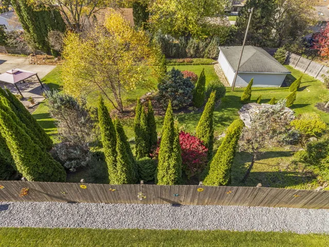 $799,000 | 635 West Pierre Lane, Port Washington, WI 53074