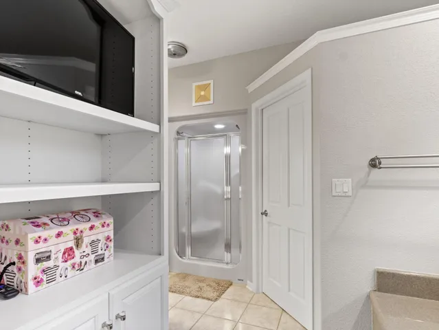 $799,000 | 635 West Pierre Lane, Port Washington, WI 53074