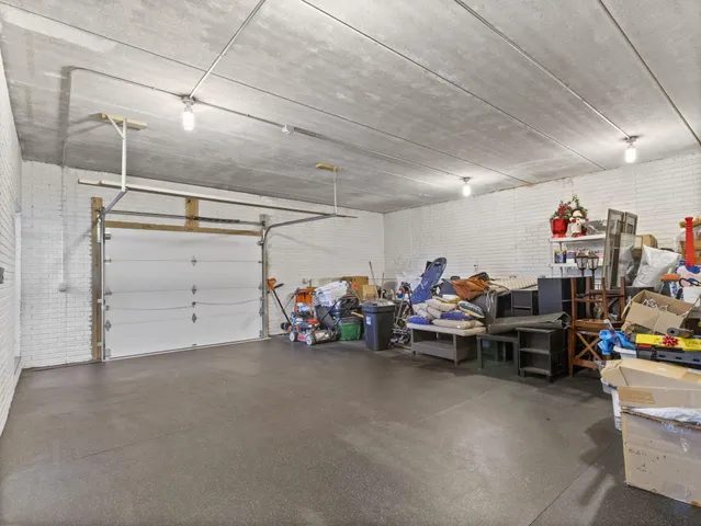 $799,000 | 635 West Pierre Lane, Port Washington, WI 53074