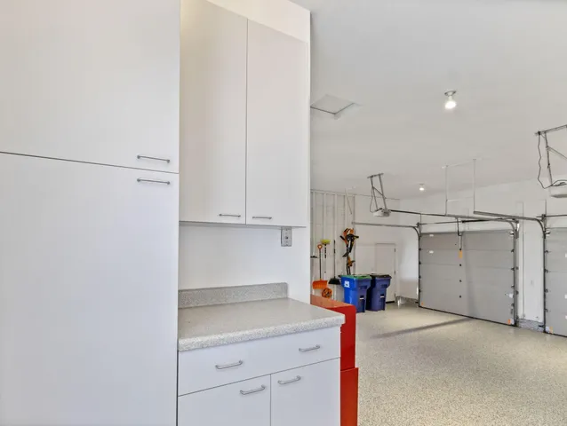 $799,000 | 635 West Pierre Lane, Port Washington, WI 53074