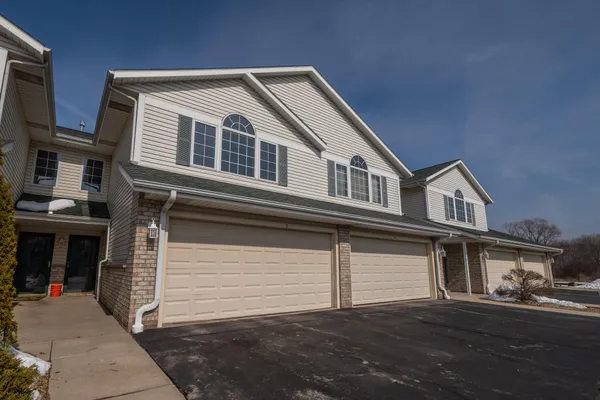 $335,000 | 622 Shepherds Drive, Unit 3, West Bend, WI 53090