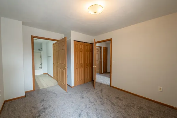 $325,000 | 622 Shepherds Drive, Unit 3, West Bend, WI 53090