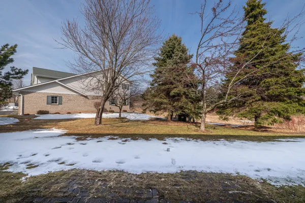 $325,000 | 622 Shepherds Drive, Unit 3, West Bend, WI 53090