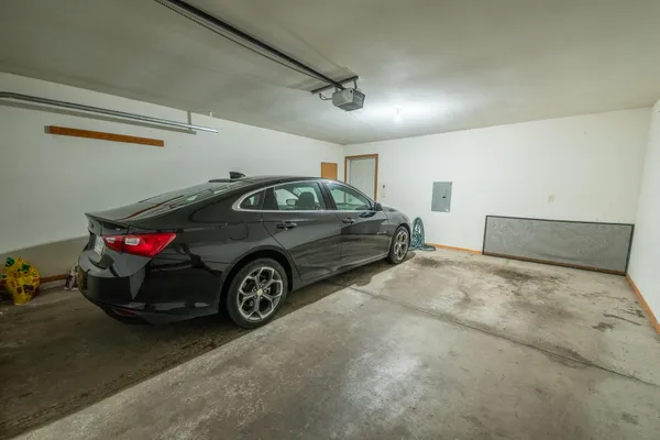$325,000 | 622 Shepherds Drive, Unit 3, West Bend, WI 53090