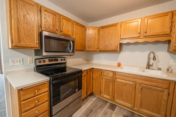 $325,000 | 622 Shepherds Drive, Unit 3, West Bend, WI 53090