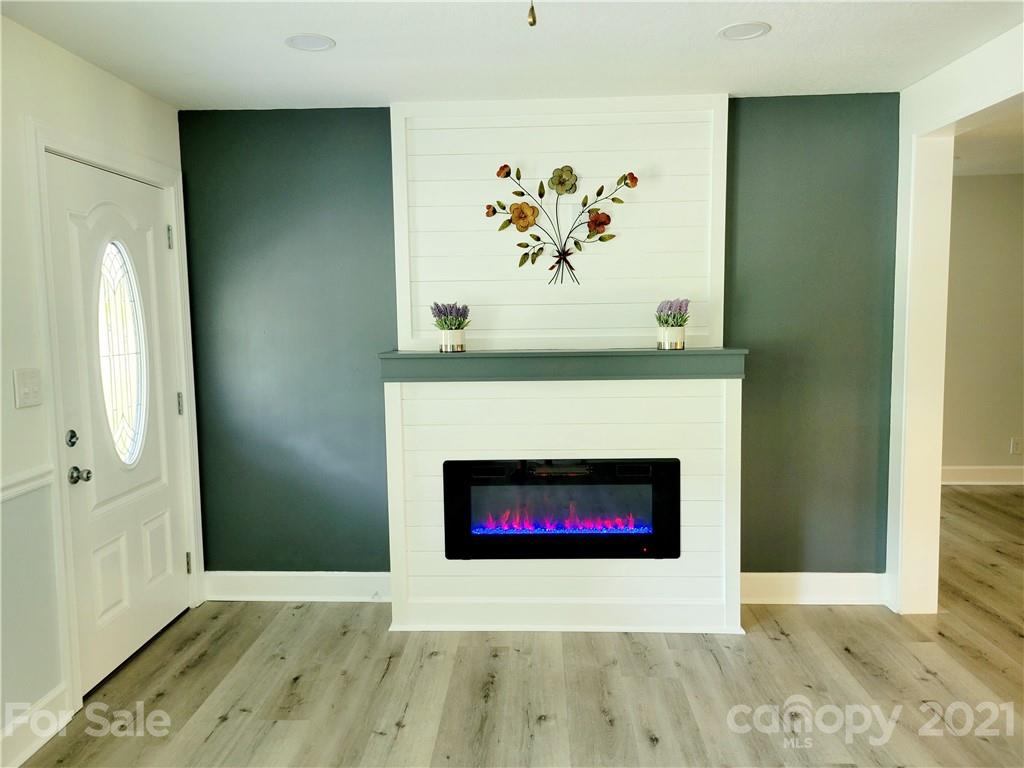 5130 Cinderella Road Charlotte, NC 28213 - Photo 13 of 22 Gallery Image 13