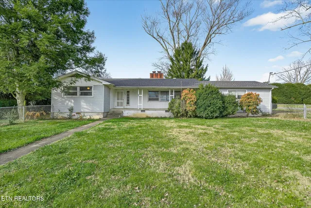 $139,900 | 203 Cherry, Pikeville, TN 37367