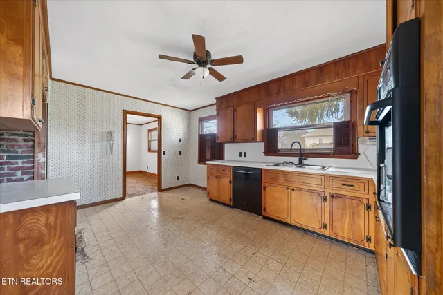 $139,900 | 203 Cherry, Pikeville, TN 37367