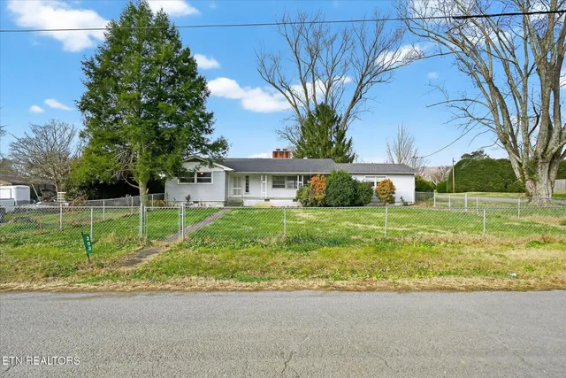 $139,900 | 203 Cherry, Pikeville, TN 37367