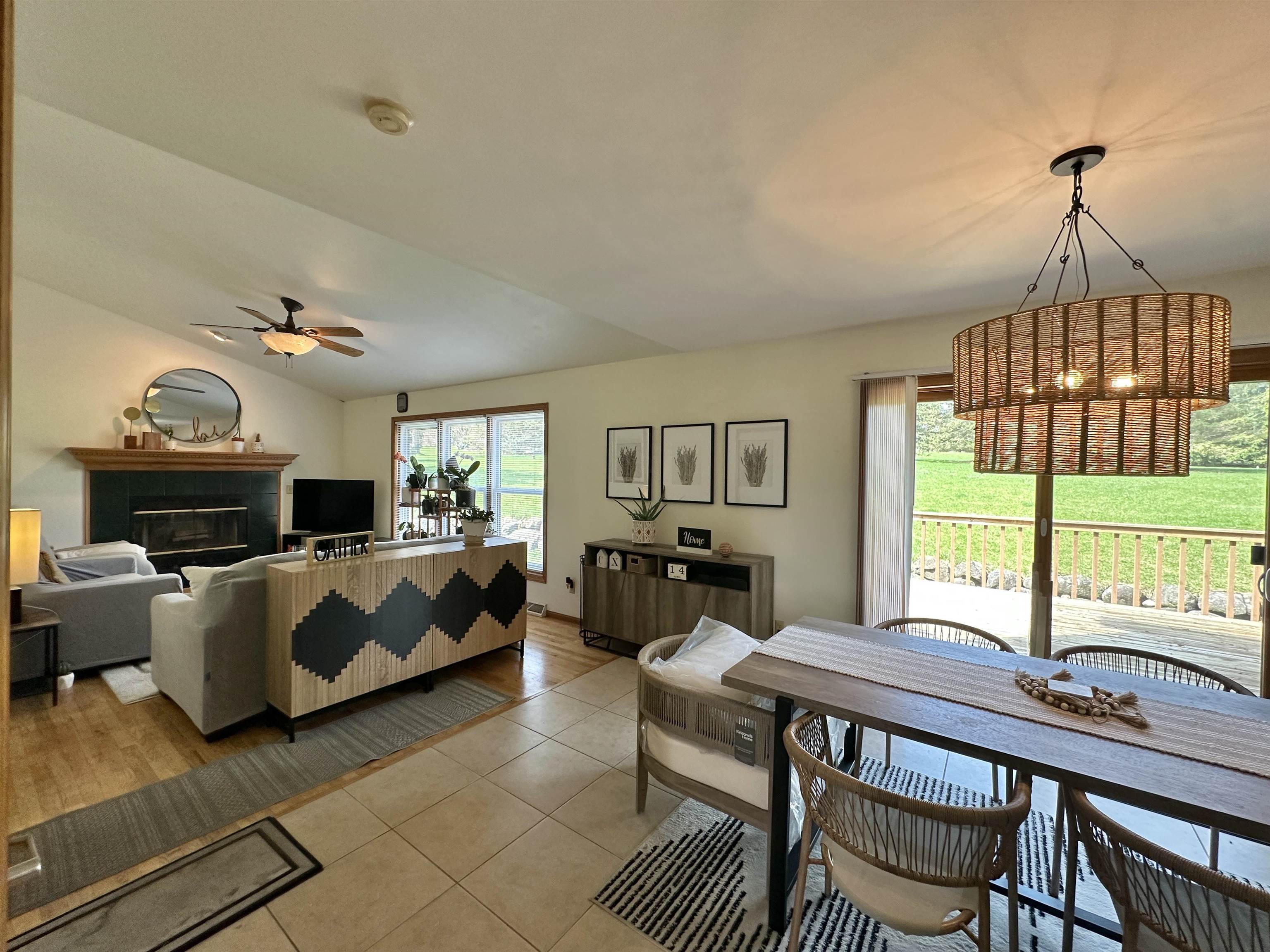 6892 Moon Light Sun Prairie, WI 53590 - Photo 15 of 55