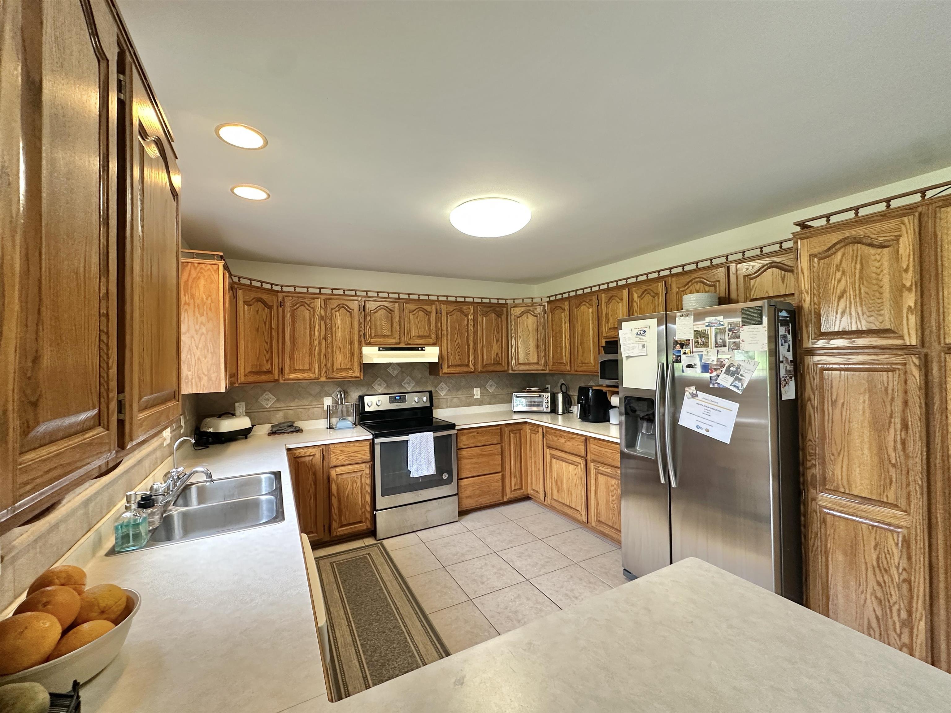 6892 Moon Light Sun Prairie, WI 53590 - Photo 4 of 55