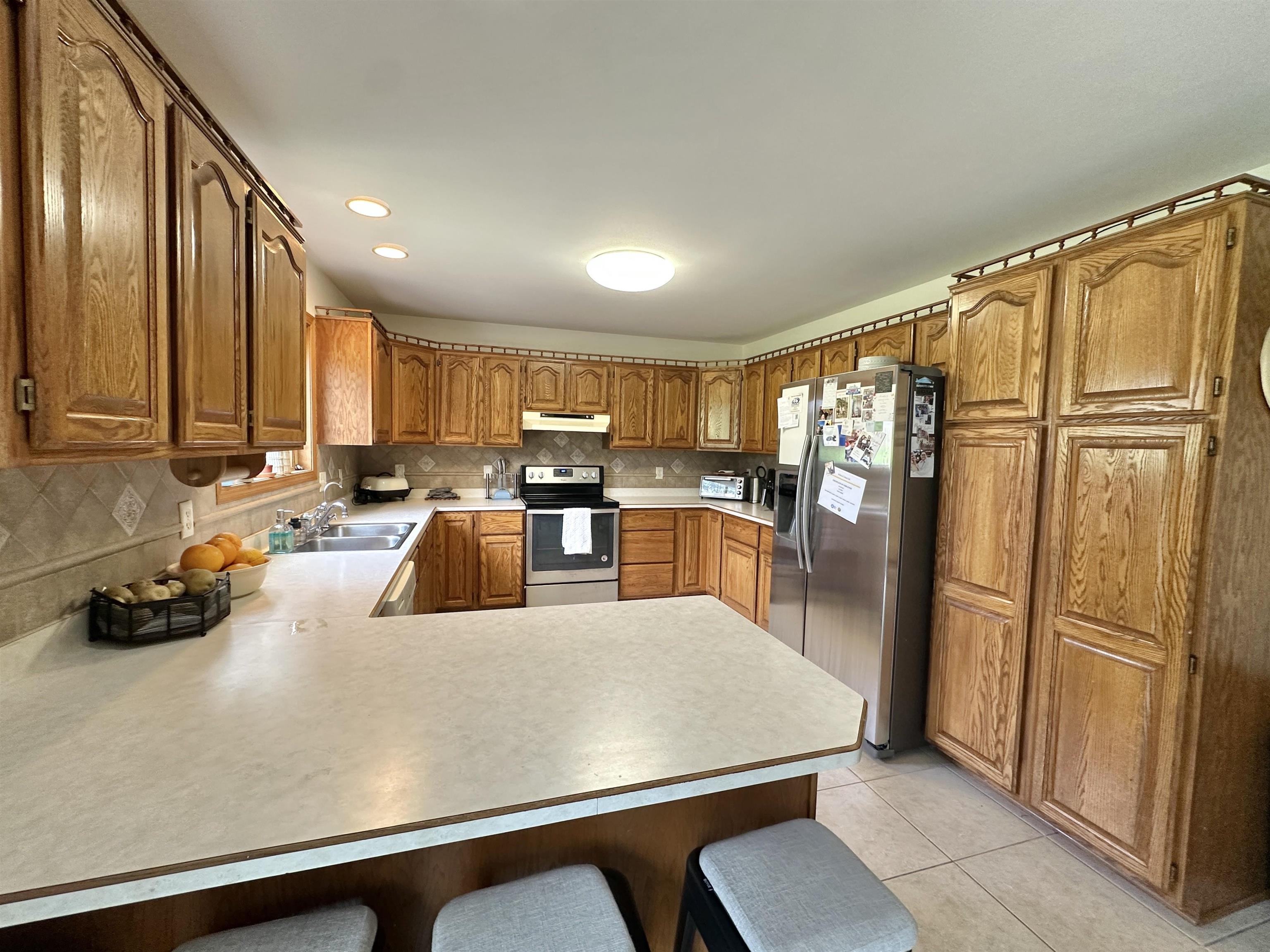 6892 Moon Light Sun Prairie, WI 53590 - Photo 8 of 55