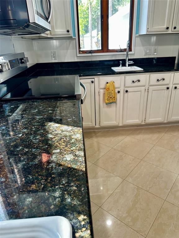 3421 Brian Road South Palm Harbor, FL 34685 - Photo 9 of 51