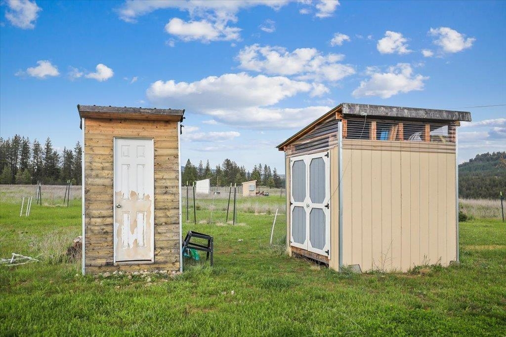 7295 Highway 291 Ford, WA 99013 - Photo 11 of 15