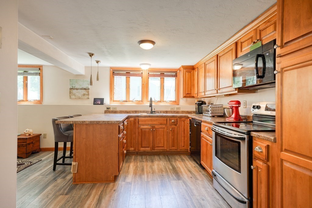 29 Braney Road Millbury, MA 01527 - Photo 19 of 35