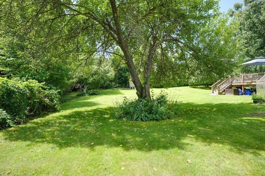 29 Braney Road Millbury, MA 01527 - Photo 32 of 35